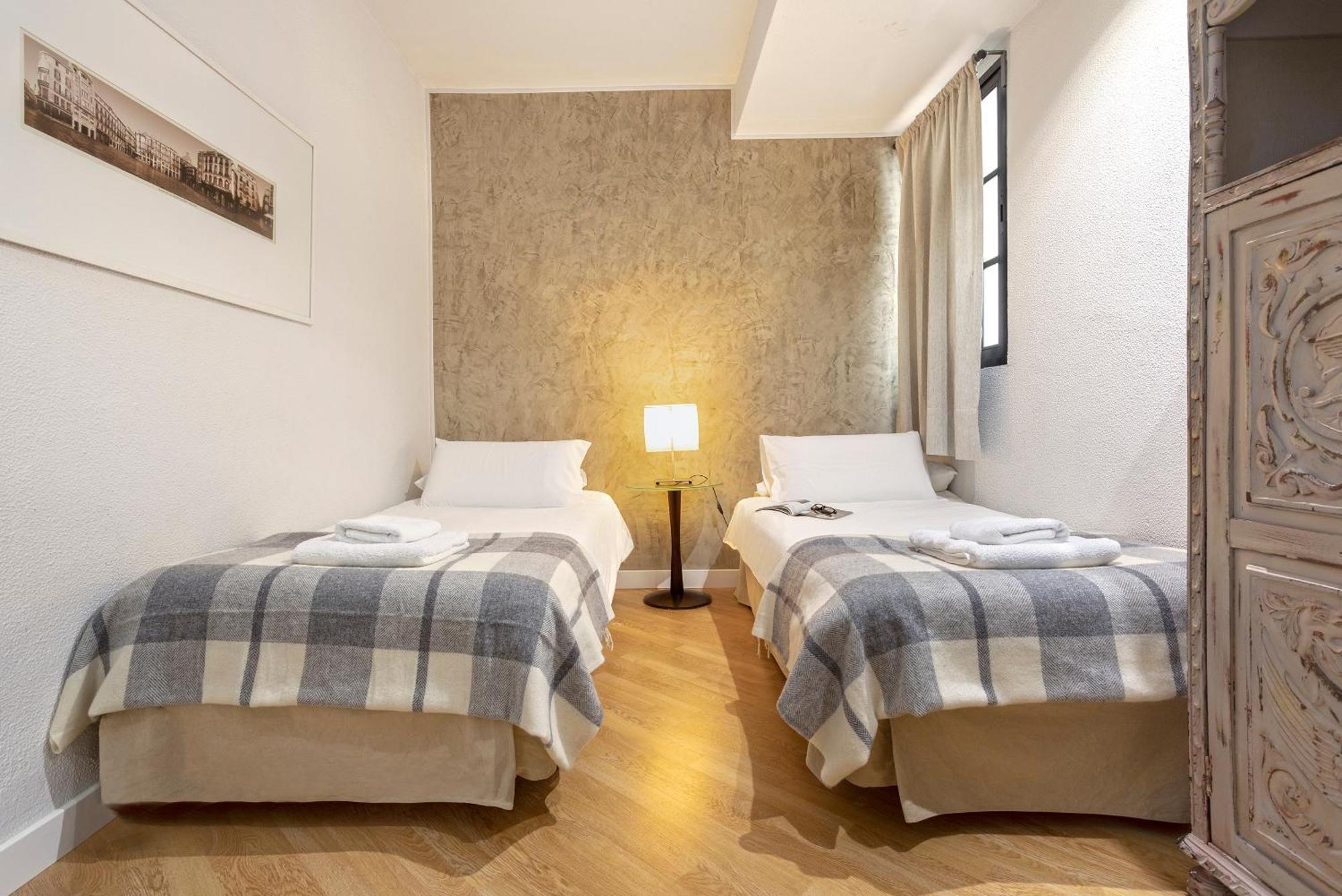 Coqueto Apartamento Junto A Calle Larios By Rent Me Малага Экстерьер фото